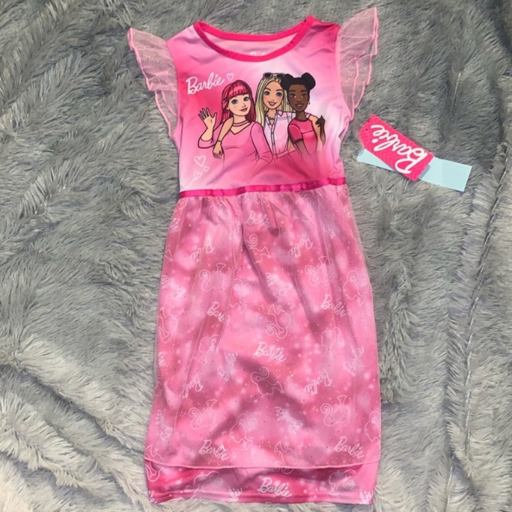 Girls Barbie nightgown